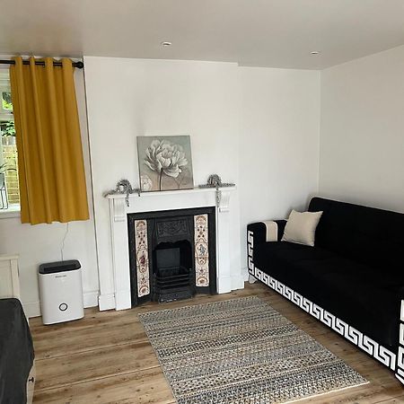 A Lovely One Bed Flat In North Finchley Buitenkant foto